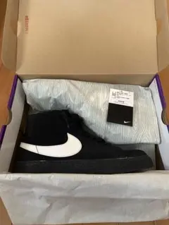 NIKE SB ZOOM BLAZER MID