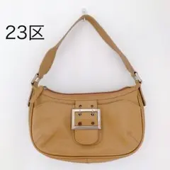 Item thumbnail for item 2fbb4d38-d32b-4584-bd14-f0f86a21cfbc