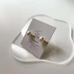 パールとスティック樹脂ピアス・ピアス・イヤリング