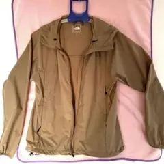 ブランド　THE NORTH FACE パーカー ベージュ　薄手　Mサイズ