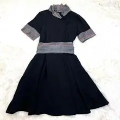 コテラック　黒のひざ丈ワンピース 半袖　ウエストリボン