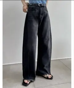 裾フリンジバレルレッグデニムパンツ　Lサイズ