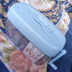 Item thumbnail for item fc6ad2ab-5627-4853-bc0b-0e525c6a9fbf