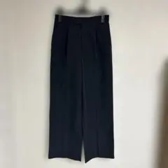 〈8/31まで〉黒 タック入り ワイドパンツ（エニィファム）