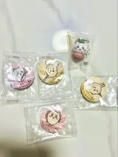 くら寿司　ちいかわ　うさぎ　シーサー　フィギュア　缶バッチセット！