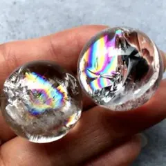 【残りわずか！虹入り！幸運水晶】大きめ　天然石　アイリスクォーツ　水晶　丸玉 a