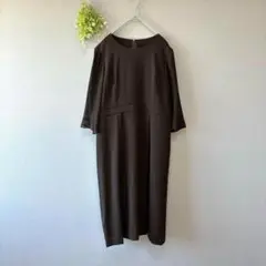 東京ソワール［L］安心のロング丈　着痩せウエスト切替　夏用シアー七分袖ワンピース