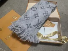ルイヴィトン グレー マフラー