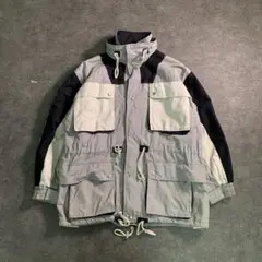 6AS1マウンテンパーカー　刺繍デザイン　ドローコード　古着used