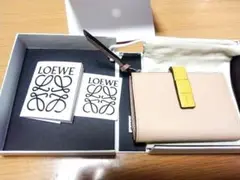 LOEWEスリム ジップ バイフォールド ウォレット