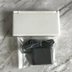 ニンテンドーDS Lite クリスタルホワイト ＋ ACアダプター
