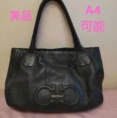 Salvatore Ferragamo トートバッグ