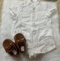 SHEIN ホワイトのベビー服セットとサンダル
