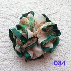 シュシュ 084
