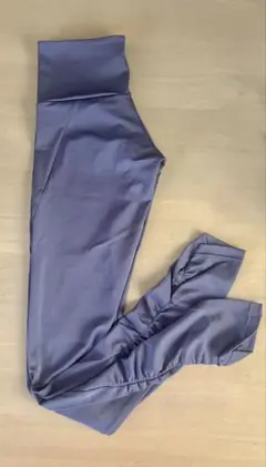 【新品】LAVA レギンス　タグ付き
