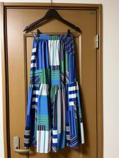 ポリーヌブロー スカート