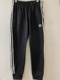 adidas ブラック ジャージパンツ S