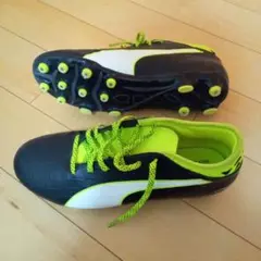 サッカー スパイク プーマ
