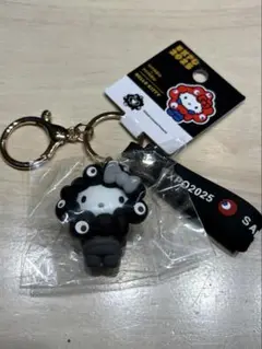 関西万博会場限定　黒ミャクミャク　黒ミャク　キーホルダー　サンリオ　ハローキティ