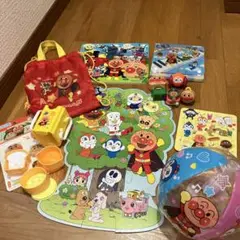 アンパンマン　パズル　おもちゃ　おむすび型　など