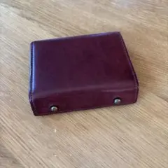 バーガンディレザー三つ折り財布
