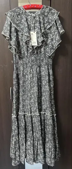 新品＊groveシフォンプリントプリーツワンピース　L ワールド