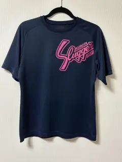 中古品 久保田スラッガーTシャツ ピンクロゴ色のネイビー柄 Ｌサイズ