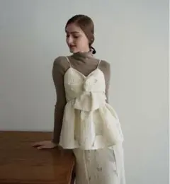【週末限定値下げ】Acka jacquard peplum bustier Acka jacquard peplum bustier - メルカリ