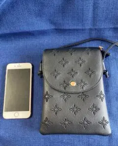 スマホショルダーバッグ　サコッシュ黒
