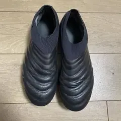adidasコパ紐なし
