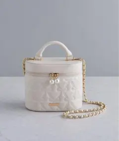Maison de FLEUR リボンキルティングキューブショルダーバッグ