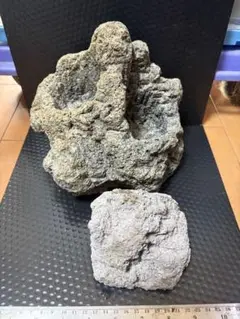 【値下げ中】雲山石 37×36 穴空き加工あり ADA 値下げ中】雲山石 37×36 穴空き加工あり ADA - メルカリ