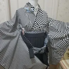 新品 袴セット 7点セット ゼブラ 縞模様 千鳥格子 黒 モノトーン 卒業式
