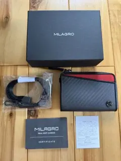 MILAGROミラグロ リアルカーボンF・ネックウォレット レッド 赤 財布