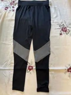 美品♡レディース　トレーニングパンツ　L
