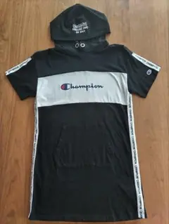 Champion＆ LOVETOXIC フード付きワンピース半袖　150cm