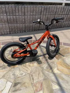 良品 TREK トレック　PRECALIBER 16インチ　オレンジ 自転車 トレックの子供用バイク「プレキャリバー」2020年モデル新登場