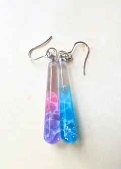 パープルとブルーの海ピアス