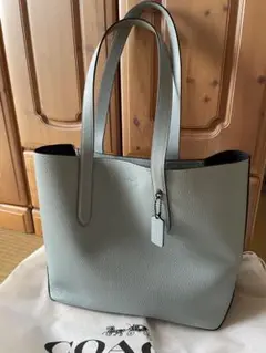 Item thumbnail for item 474e303c-a0d7-4c48-bd76-b98118add33f