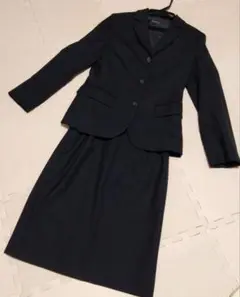 C.D.S BASIC 黒スーツ　S　三つボタン