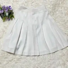 美品✨ホワイト　プリーツスカート ウェストレース付き膝丈　箱ひだ　サイズ9