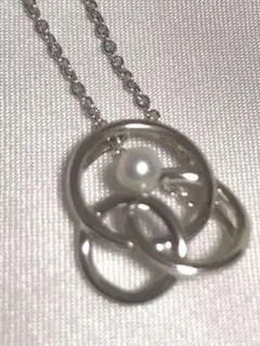 TASAKI デザインネックレス 真珠のポイント シルバー