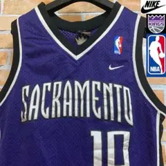 Item thumbnail for item 97f6a808-8adc-4a88-9f68-b6531e6548ec