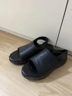 PUBLIC TOKYO バックストラップサンダル