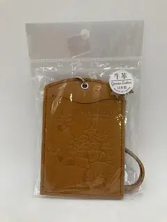 PEANUTS ウッドストック リール付きパスケース