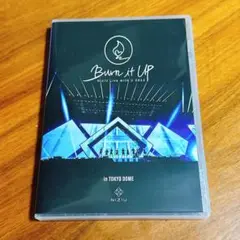 NiziU/NiziU Live with U 2022""Burn it UP