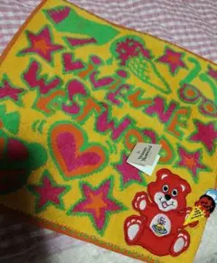 【新品】ヴィヴィアンウエストウッド　くまちゃん　タオルハンカチ　カラフル