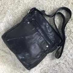 エンポリオアルマーニ EMPORIO ARMANI ショルダーバッグ レザー 黒