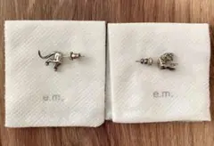トラのピアス