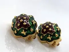 Item thumbnail for item bda0a523-9e2d-42b8-97a6-d81443efa073